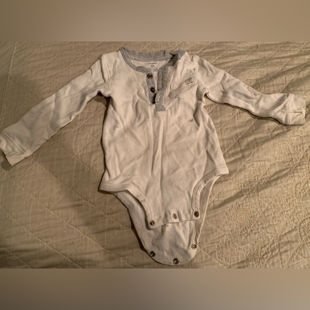 Carter’s- 24 months- Gray & white waffle Onsie. “Handsome little man” on pocket